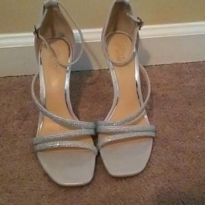 Jewel BADGLEY MISCHKA